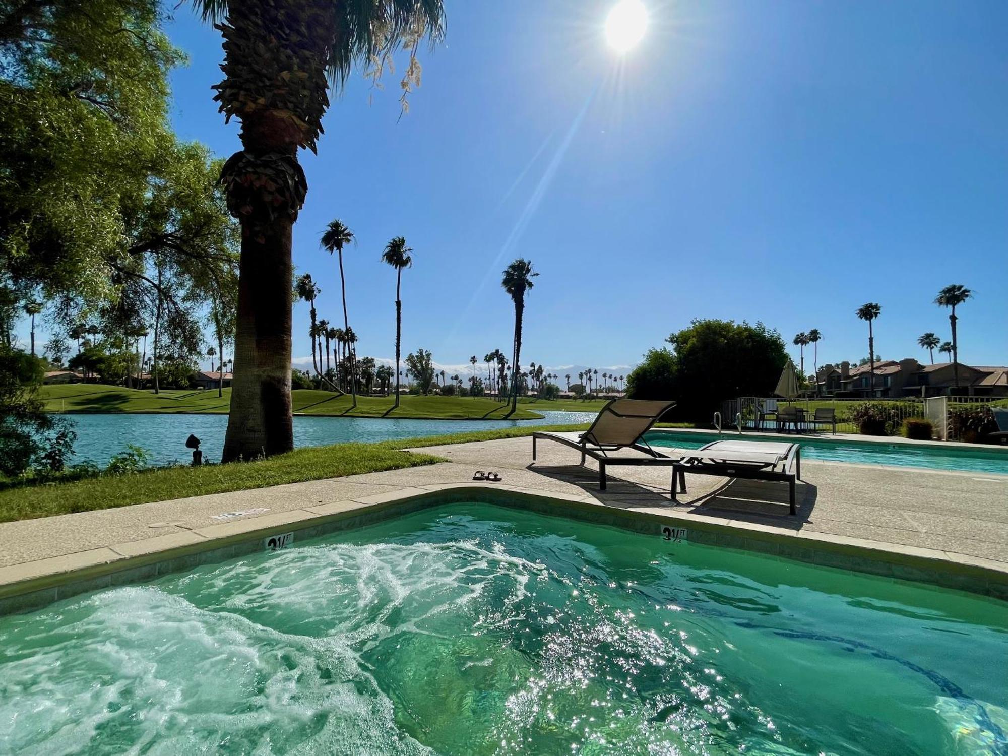 The View! Palm Desert Country Club Villa Exteriör bild